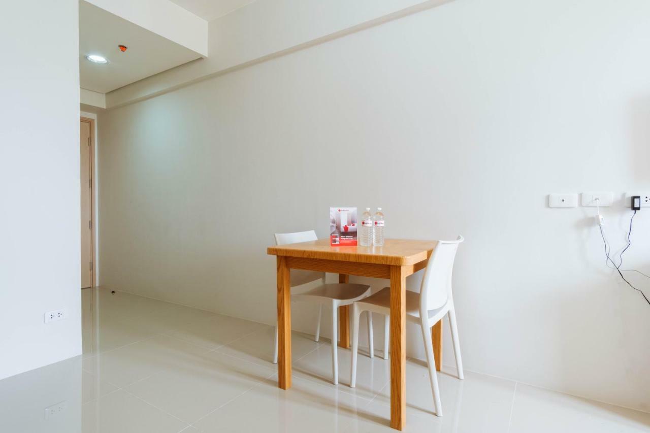 Reddoorz Plus @ Silk Residences Sta. Mesa Monthly Stay Manila Exterior photo